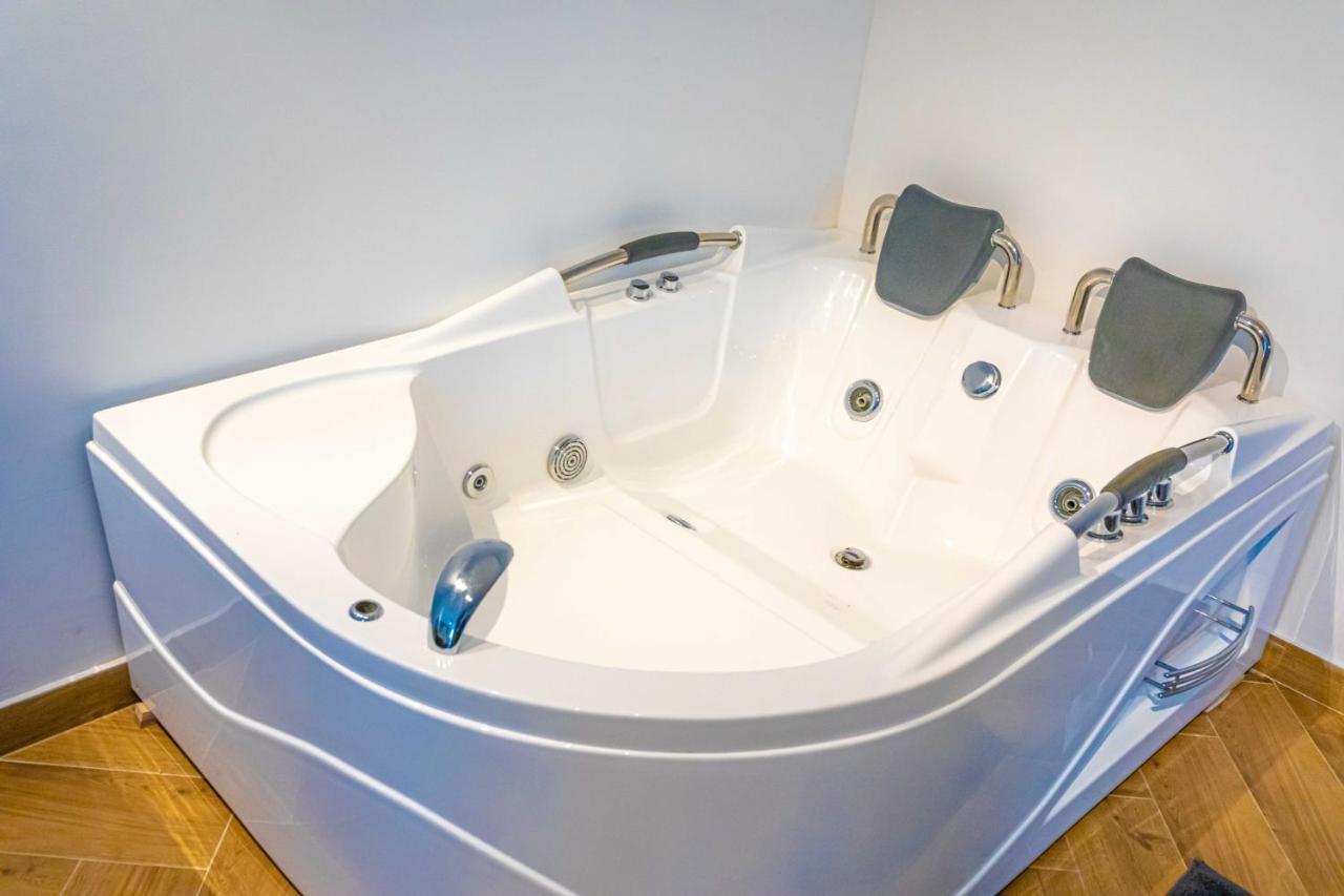 City Escape Luxury Villa Zuce Zewnętrze zdjęcie