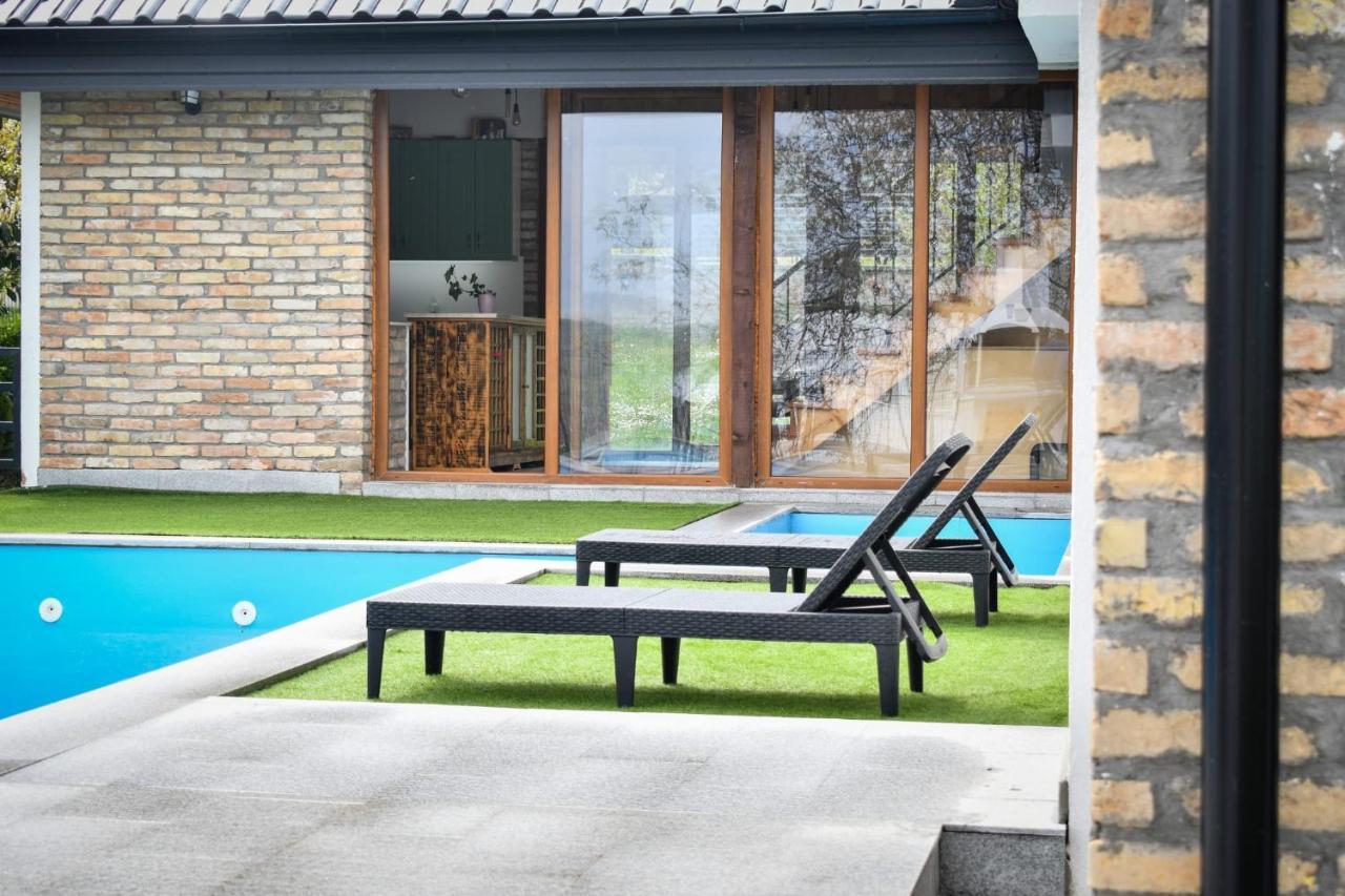 City Escape Luxury Villa Zuce Zewnętrze zdjęcie