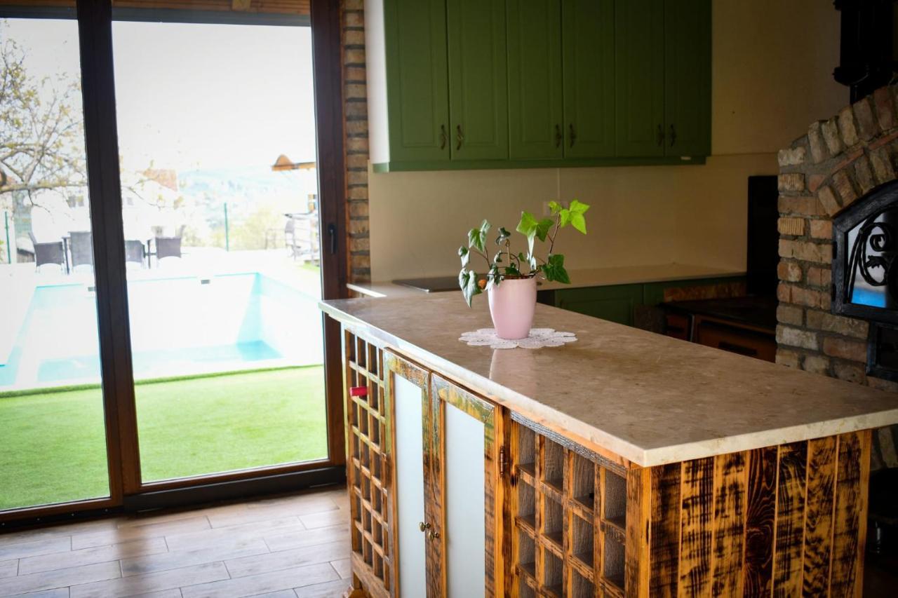 City Escape Luxury Villa Zuce Zewnętrze zdjęcie
